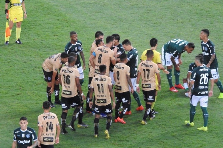 https://radiomodaorioverde.com.br/uploads/news/Moisés, do Palmeiras, e Gustavo Henrique, do Santos, pegam pena maior e estão fora do Paulistão