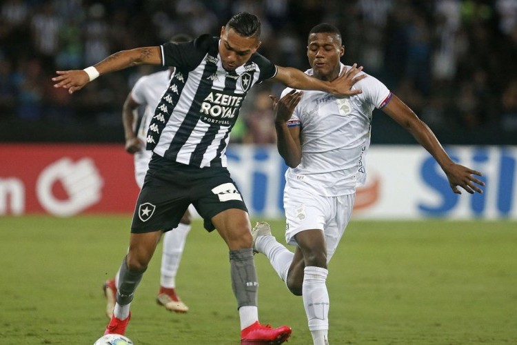 https://radiomodaorioverde.com.br/uploads/news/Mesmo sem Honda, Botafogo vence Paraná