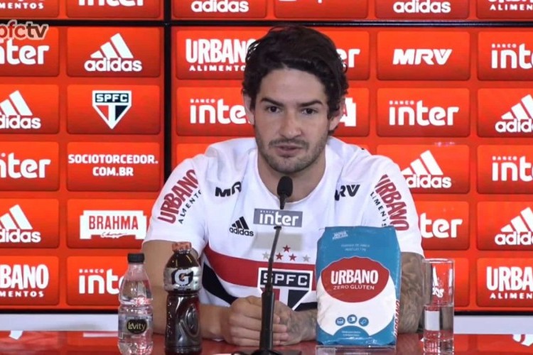 https://radiomodaorioverde.com.br/uploads/news/Diniz quer Pato como '9' do São Paulo; Pablo se dispõe a virar ponta