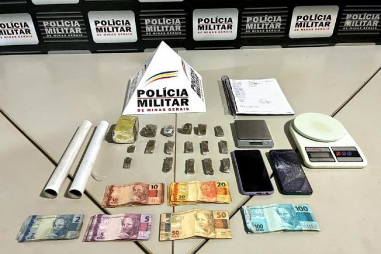 https://radiomodaorioverde.com.br/uploads/news/Dupla é presa com maconha e mais de R$ 2 mil em Ituiutaba