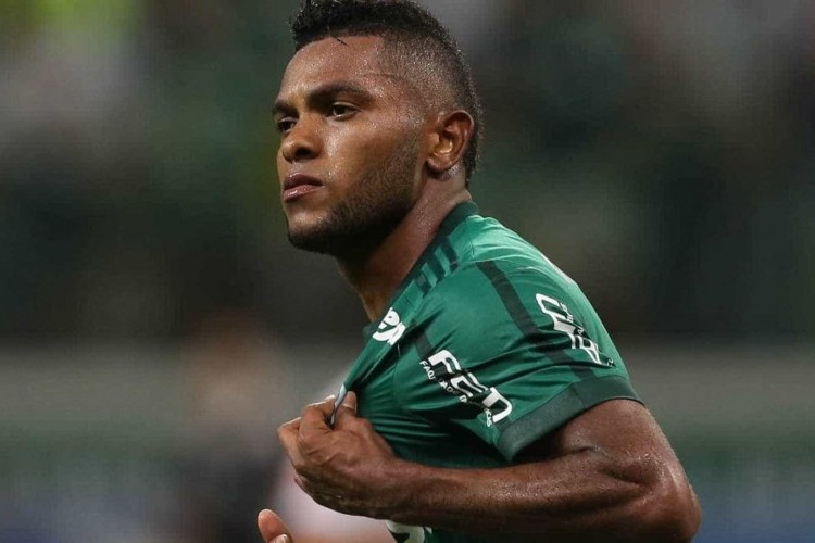 https://radiomodaorioverde.com.br/uploads/news/Emprestados, Borja e Deyverson viram estrelas nos novos clubes