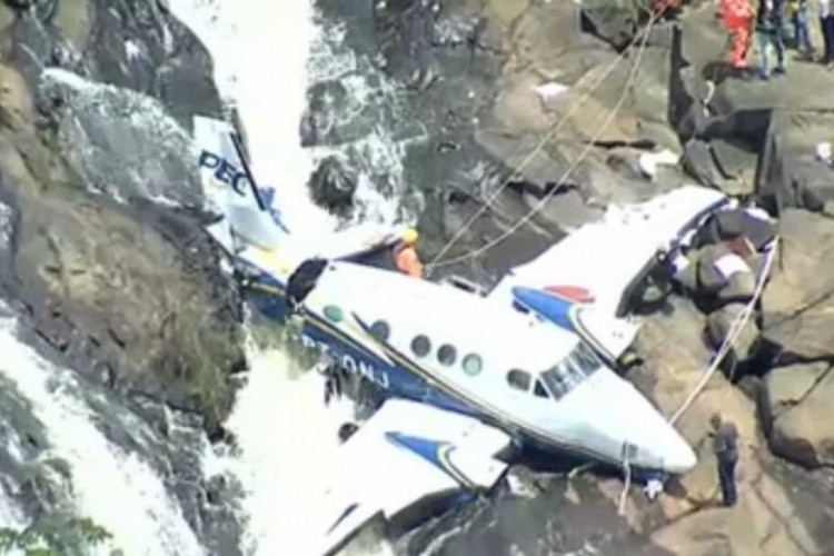 https://radiomodaorioverde.com.br/uploads/news/Filha do piloto do avião de Marilia Mendonça quer processar Cemig por acidente