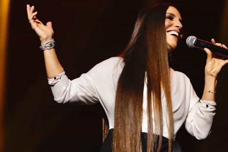 https://radiomodaorioverde.com.br/uploads/news/Ivete Sangalo comemora 40 anos de Banda Eva