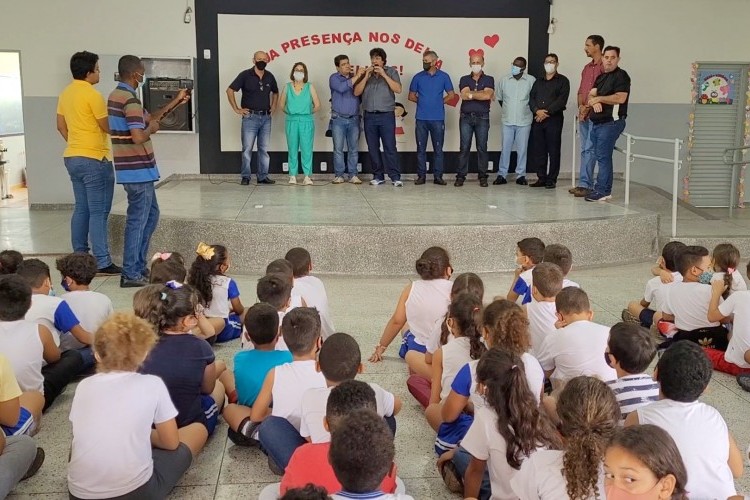 https://radiomodaorioverde.com.br/uploads/news/Prefeitura de Iturama entrega reforma e ampliação da Escola Municipal Maria Sarah