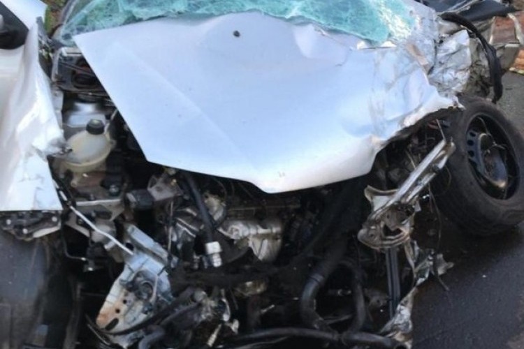 https://radiomodaorioverde.com.br/uploads/news/Motorista de carro morre e família fica ferida em acidente na BR-153, entre Prata e o Trevão