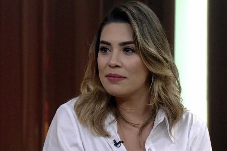 https://radiomodaorioverde.com.br/uploads/news/Naiara diz que todos na casa buscam problemas e fala que deu uma pirada