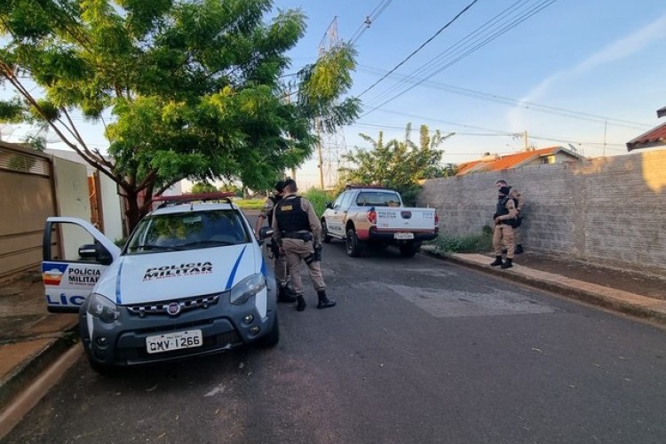 https://radiomodaorioverde.com.br/uploads/news/Gaeco de Uberaba realiza a Operação Sexto Mandamento em Iturama contra homicídios praticados por grupos de tráfico de drogas rivais